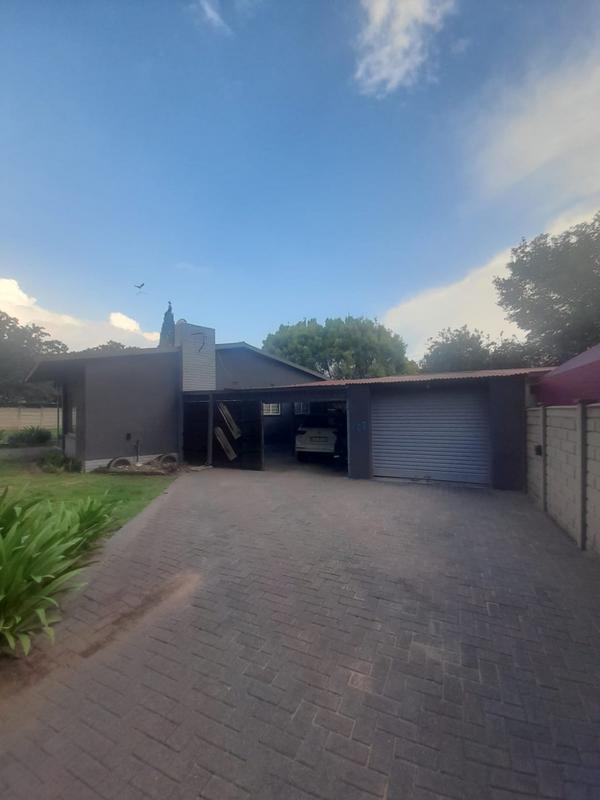 To Let 4 Bedroom Property for Rent in Sasolburg Free State